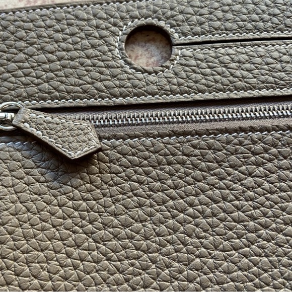 NEW🌹Hermès BNIB Étoupe Togo
Bag pocket and wallet - Picture 5 of 6